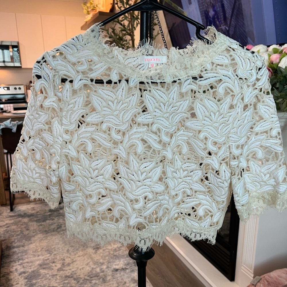 Cream Colored Lace Crop Top - Size S